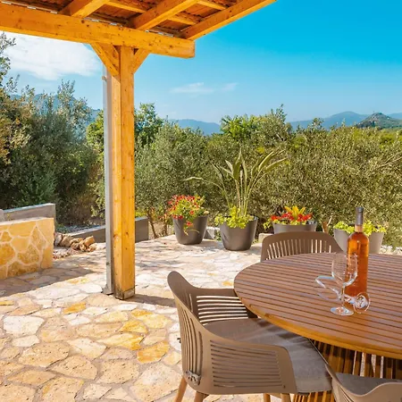 Holiday Home Mare By Interhome Komin (Dubrovnik-Neretva)